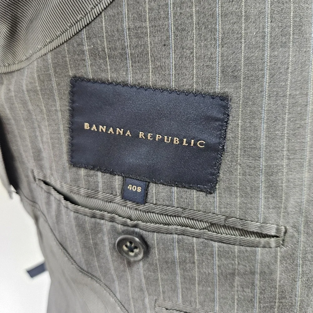 Banana Republic Men's Sport Coat Blazer Two Button Gray Striped Cotton Size 40S